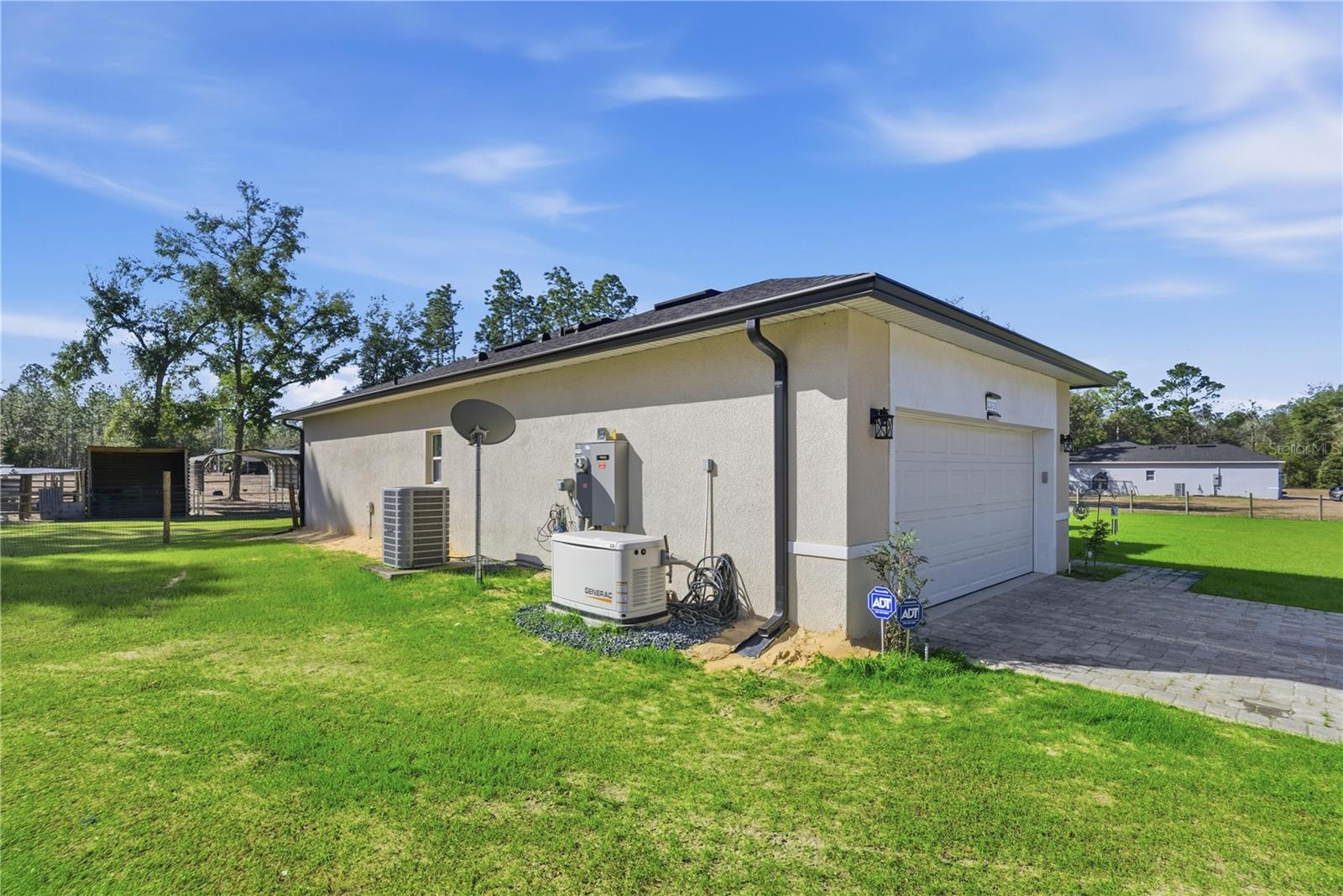 13920 6th, Williston, FL 32696