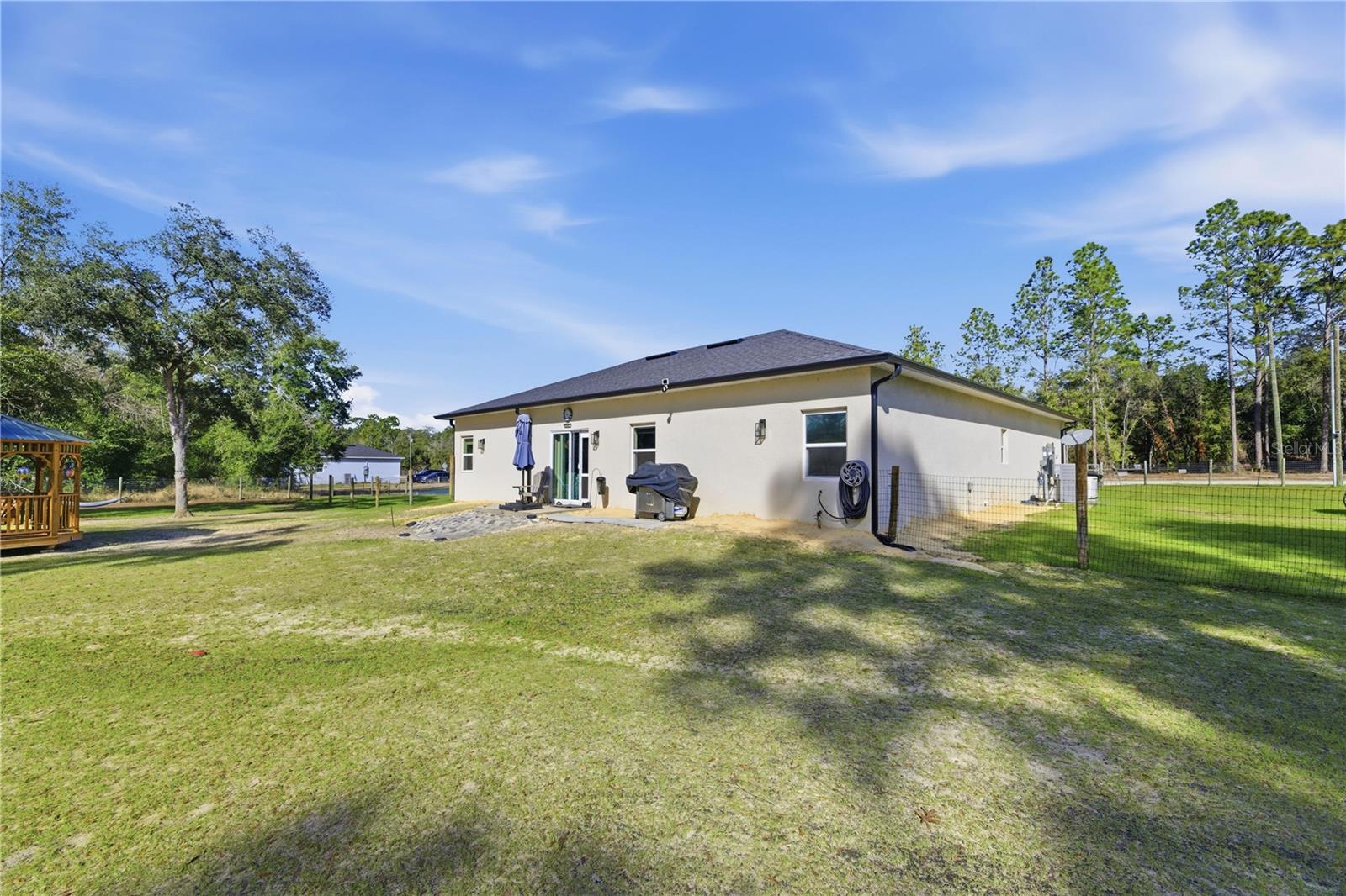 13920 6th, Williston, FL 32696