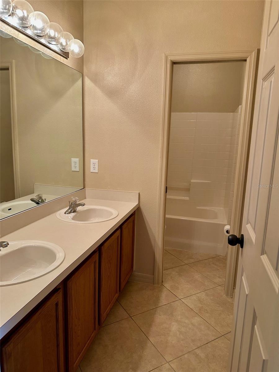 1354 Knollwood, Davenport, FL 33837