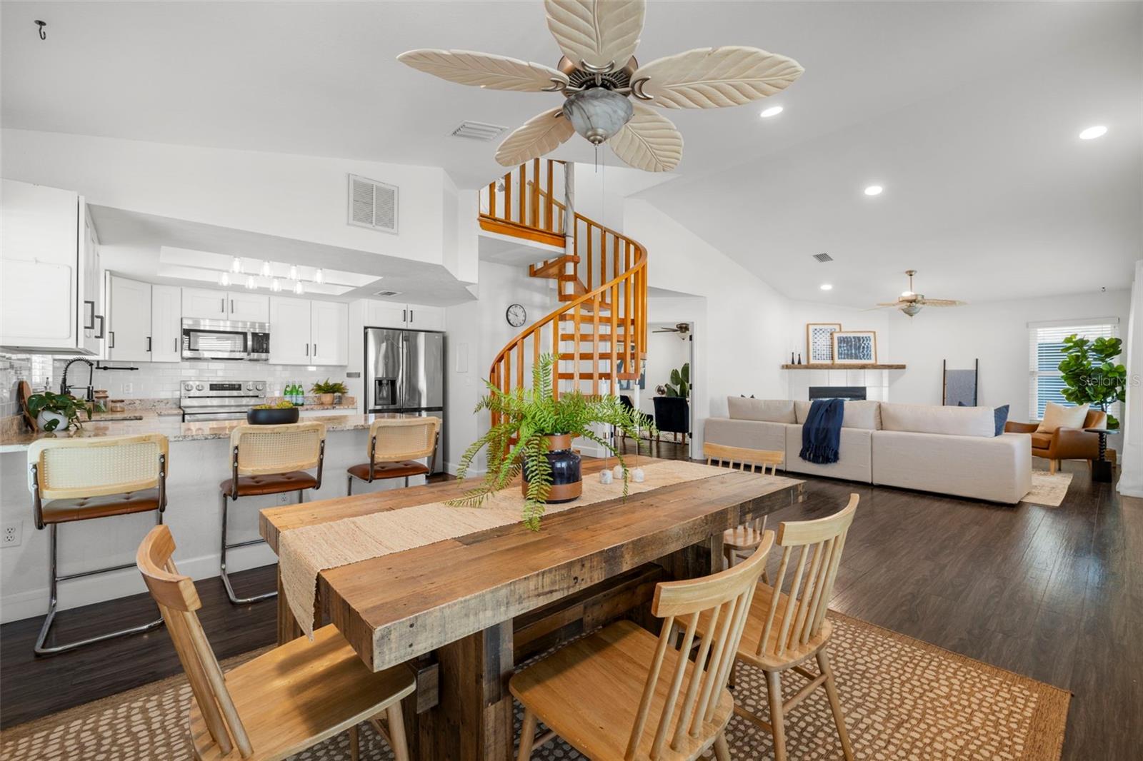 247 126th, Treasure Island, FL 33706