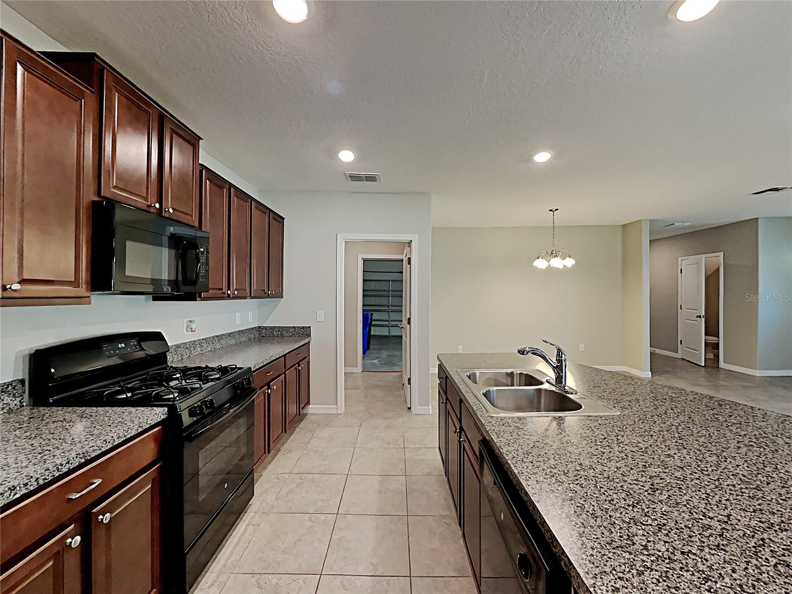 5125 White Chicory, Ruskin, FL 33570