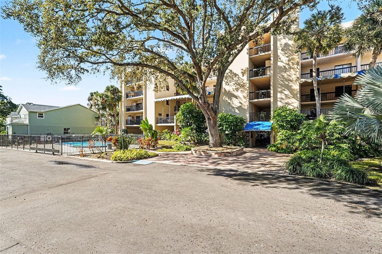 303 Tarpon, Tarpon Springs, FL 34689