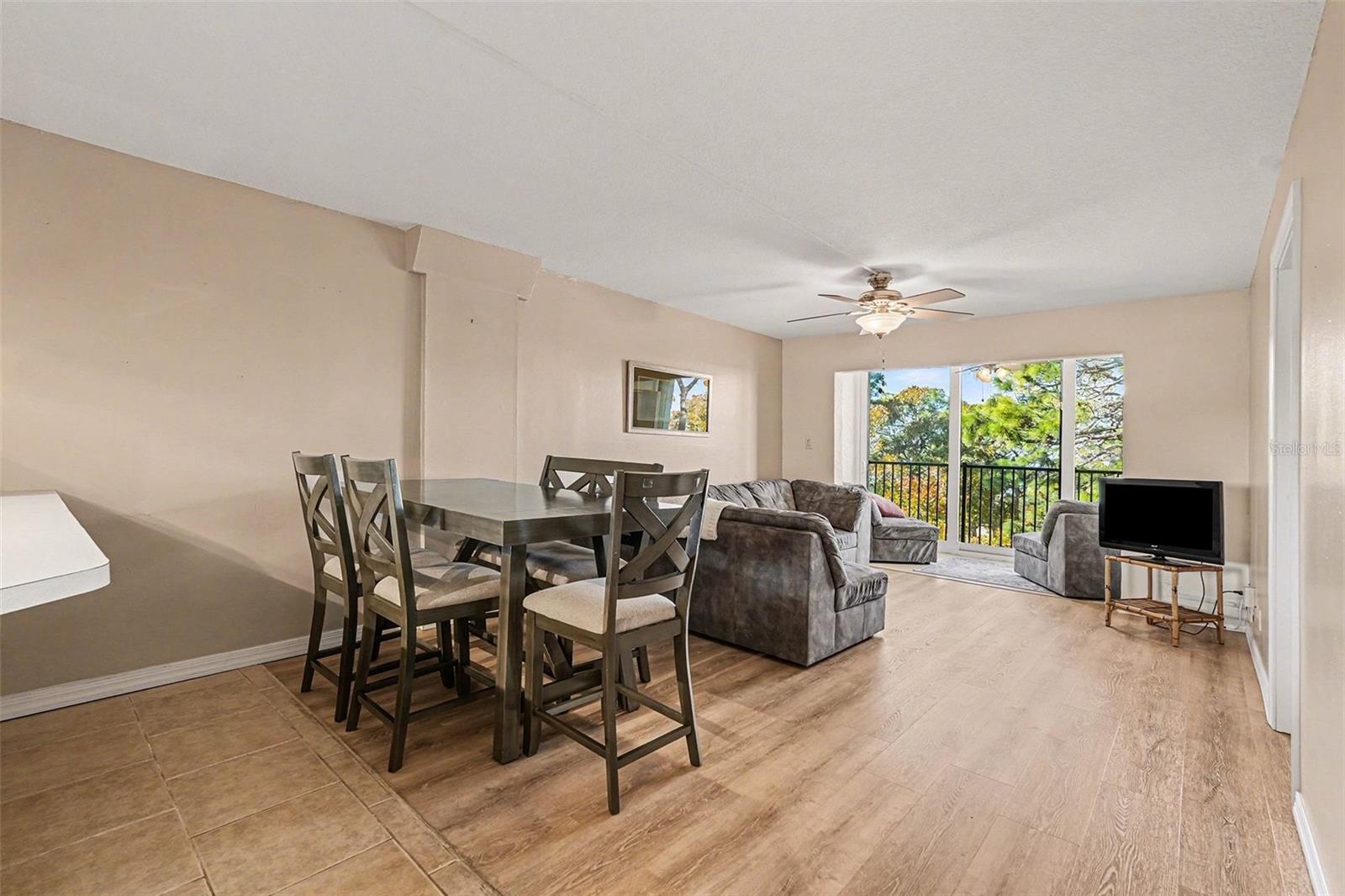 303 Tarpon, Tarpon Springs, FL 34689