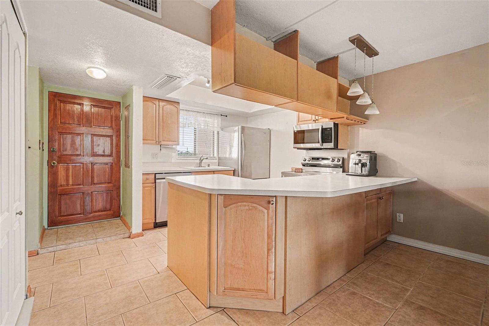 303 Tarpon, Tarpon Springs, FL 34689