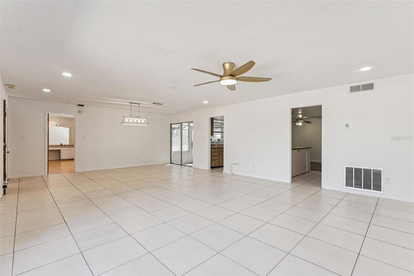1457 Magellan Unit 1003, Orlando, FL 32818