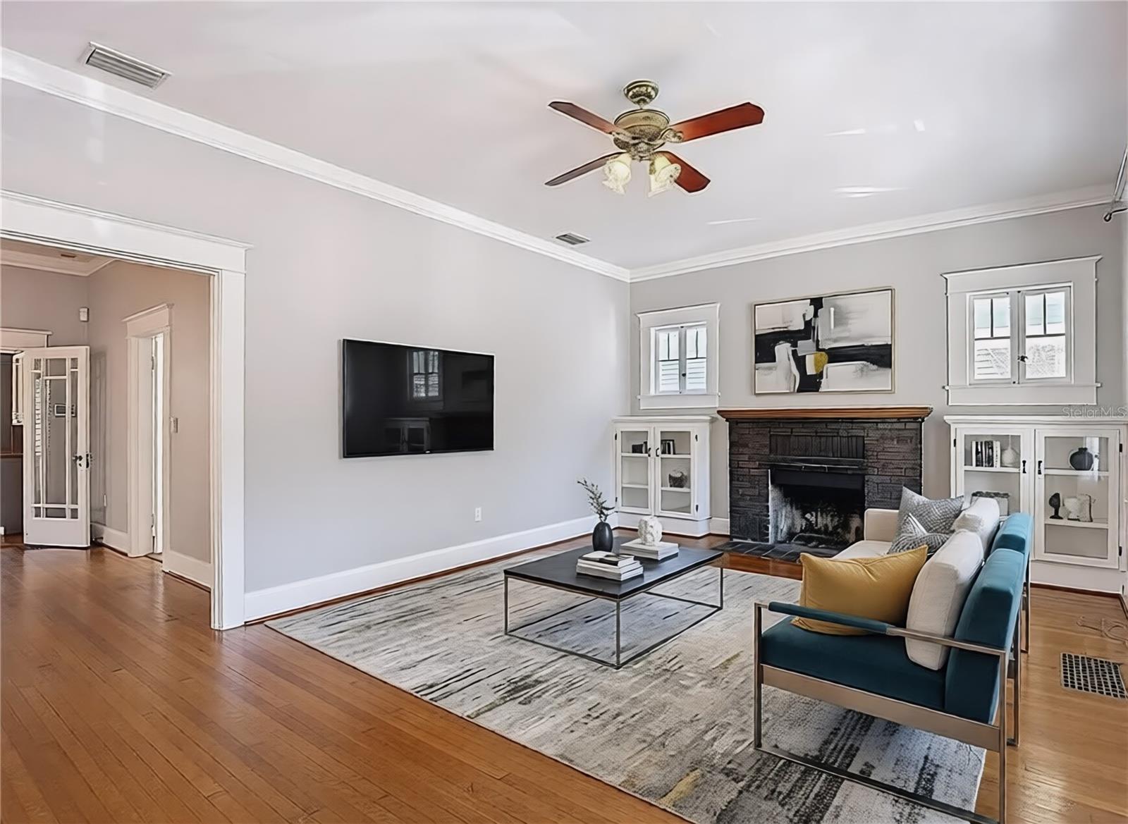 2105 Southview, Tampa, FL 33606