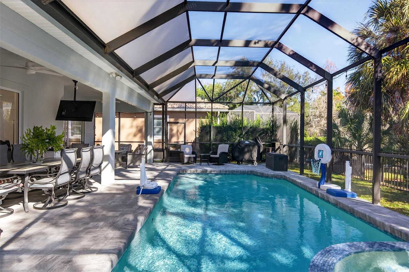 8111 Santa Rosa, Sarasota, FL 34243