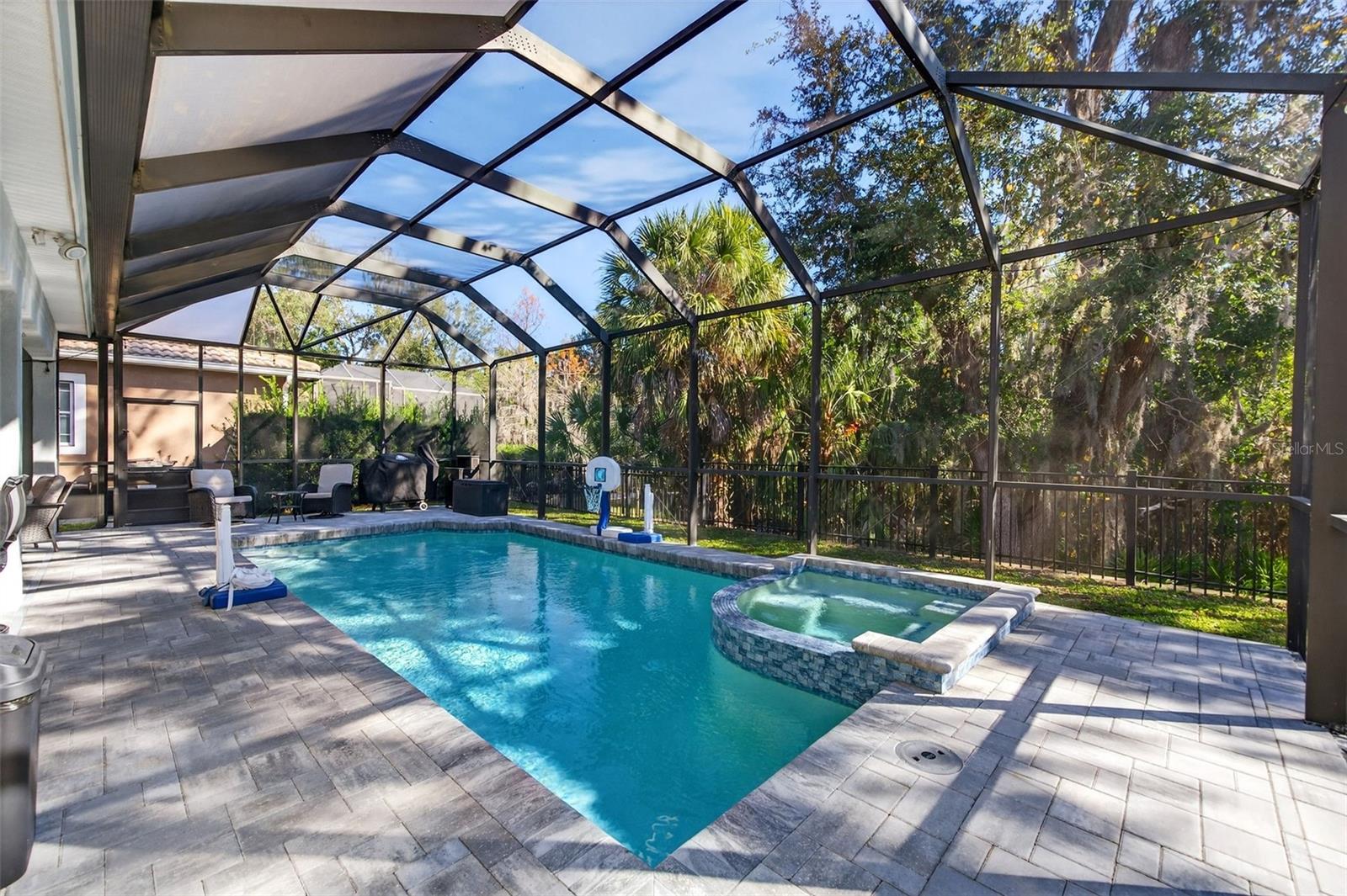 8111 Santa Rosa, Sarasota, FL 34243