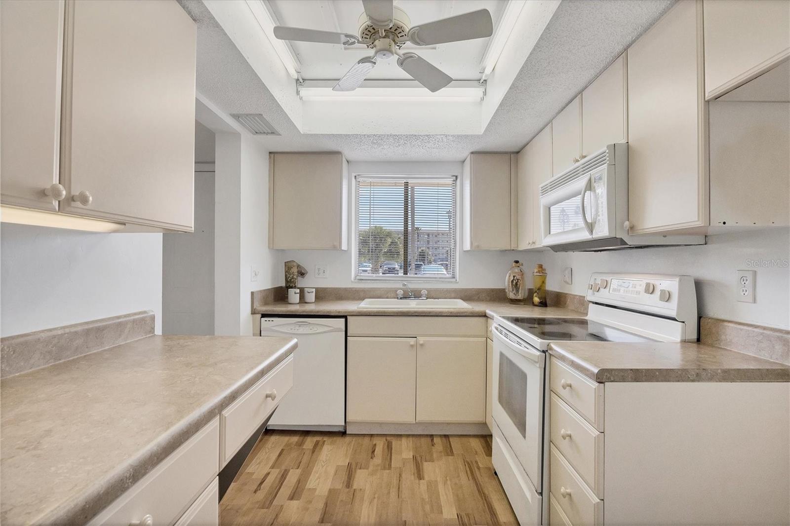 3534 Lake Bayshore Unit K118, Bradenton, FL 34205