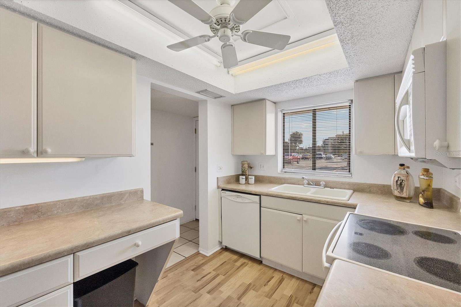 3534 Lake Bayshore Unit K118, Bradenton, FL 34205
