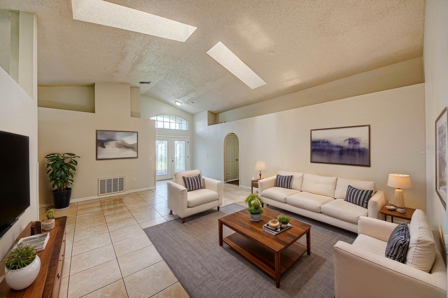 3 Cecilia, Kissimmee, FL 34758