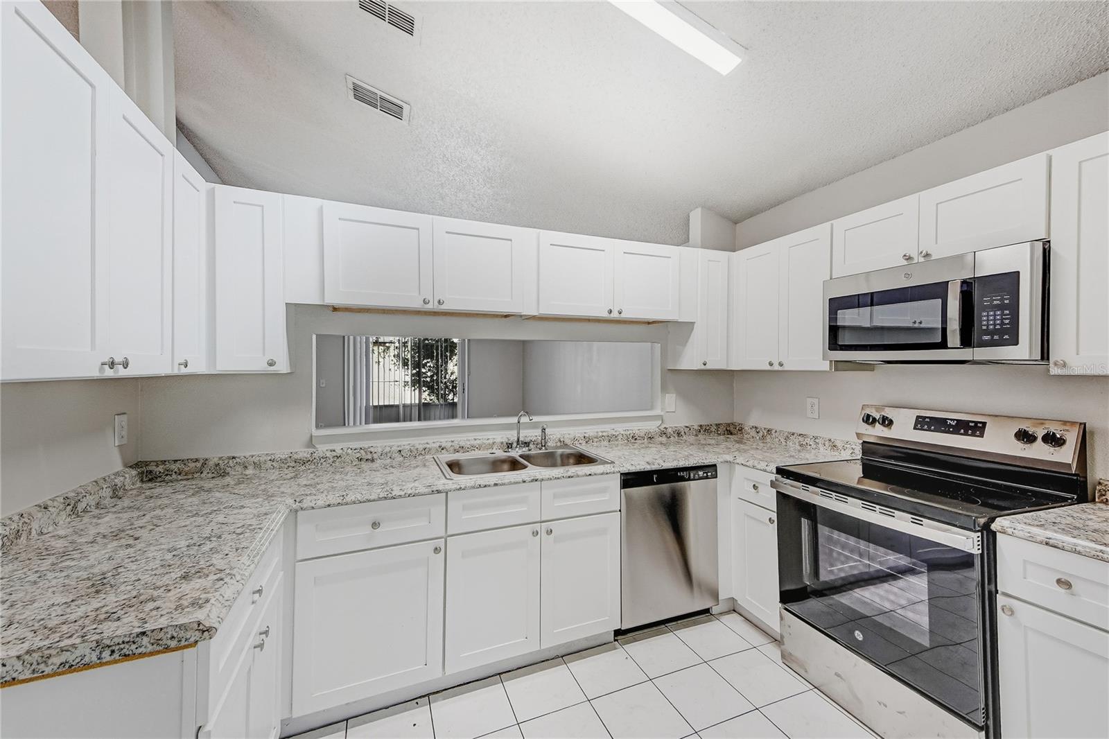 3 Cecilia, Kissimmee, FL 34758