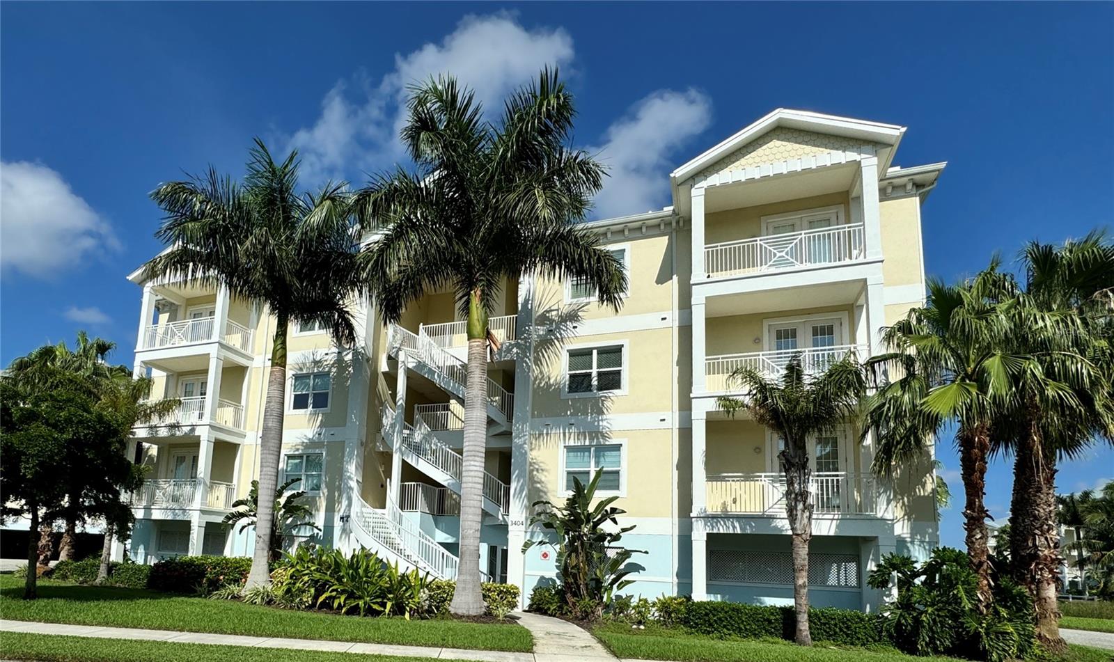 3404 79th Street Unit 203, Bradenton, FL 34209