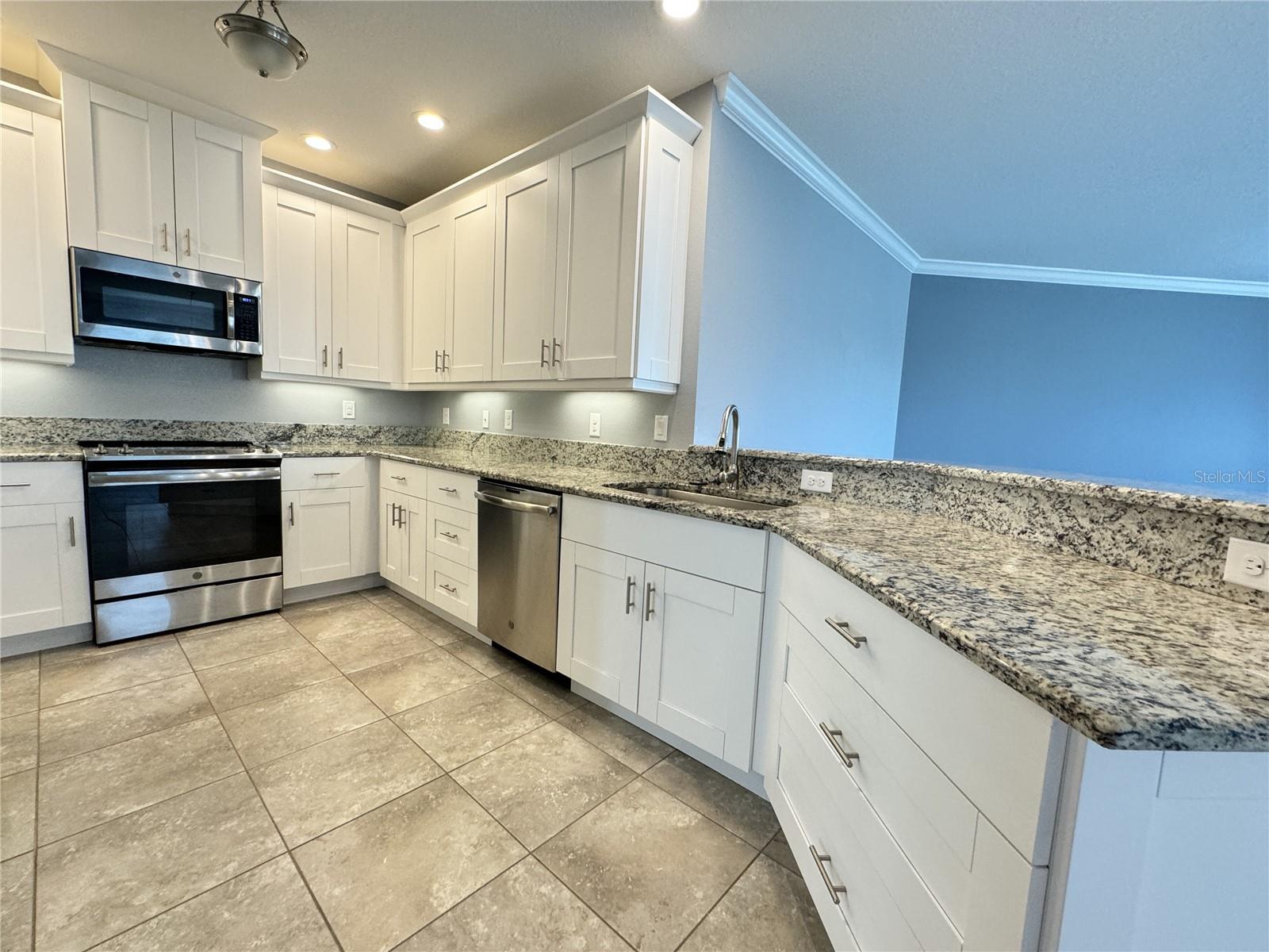 3404 79th Street Unit 203, Bradenton, FL 34209