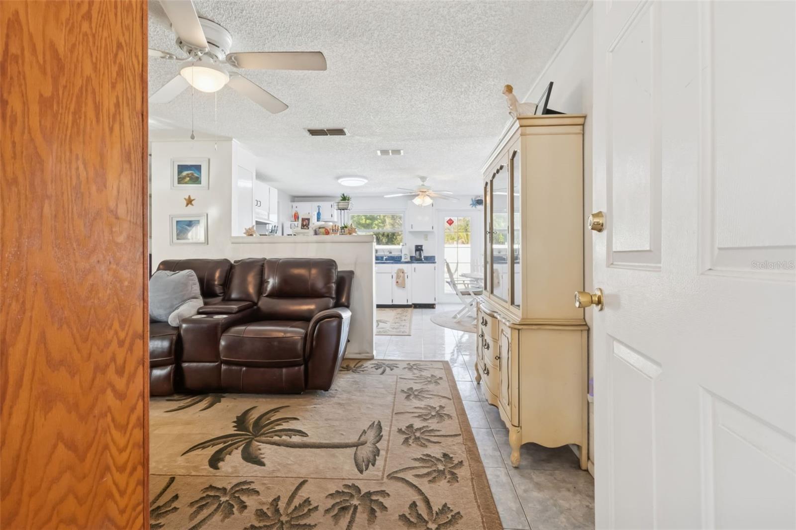 6503 Amundson, Tampa, FL 33634
