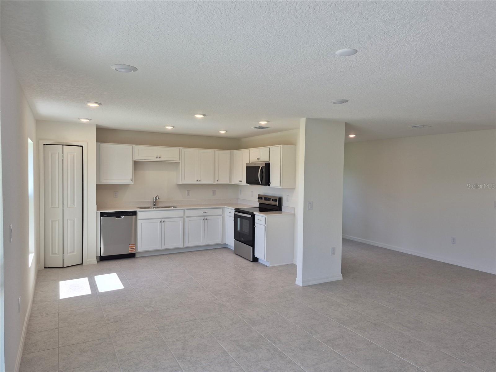 8810 Pine Bark, Wildwood, FL 34785