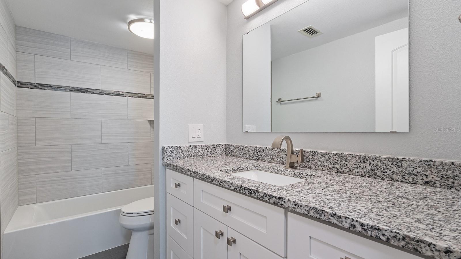 670 Lake Villas Unit C, Altamonte Springs, FL 32701