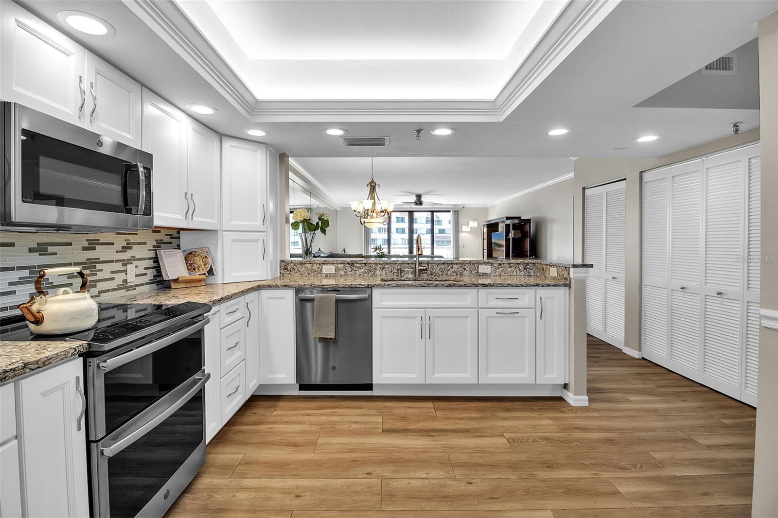 1485 Gulf of Mexico Unit 303, Longboat Key, FL 34228