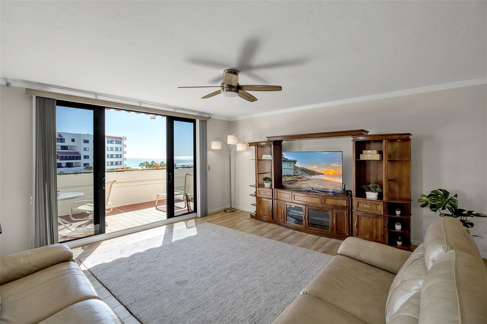 1485 Gulf of Mexico Unit 303, Longboat Key, FL 34228
