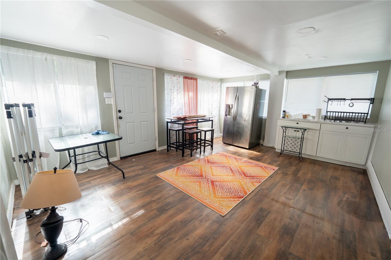 535 Division, Deland, FL 32720