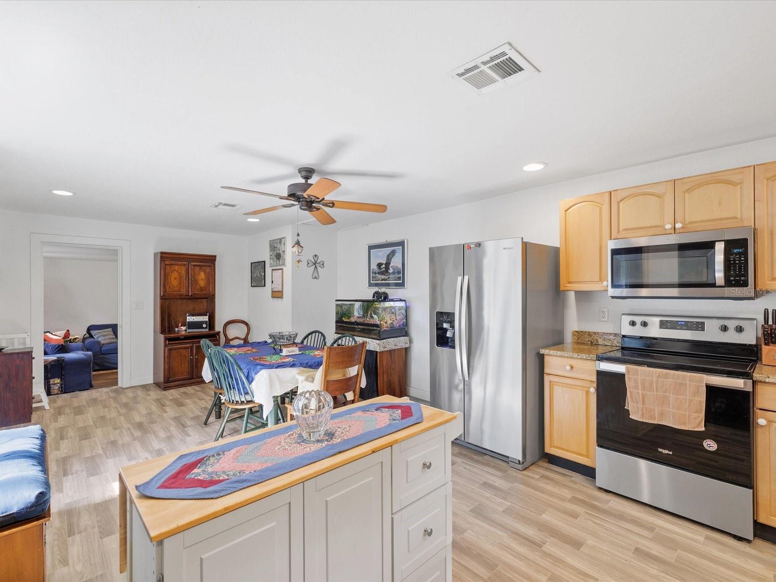 36228 Clinton, Dade City, FL 33525