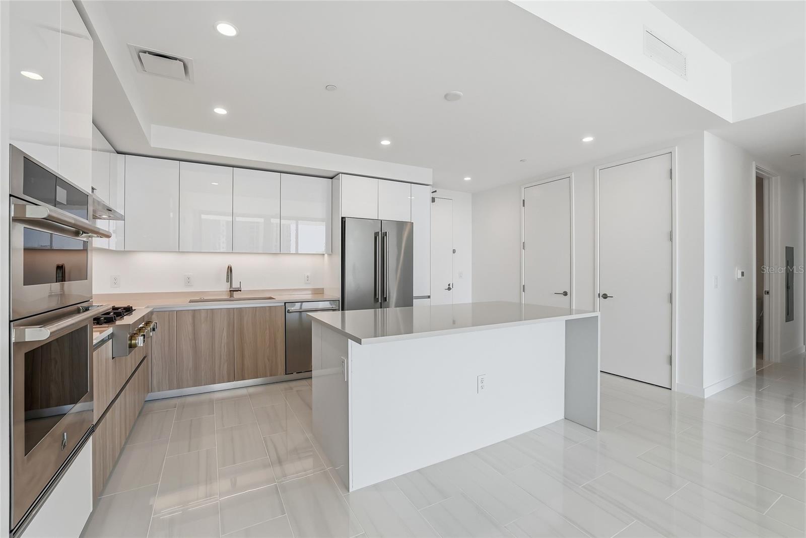 400 Central Unit 505, St Petersburg, FL 33701