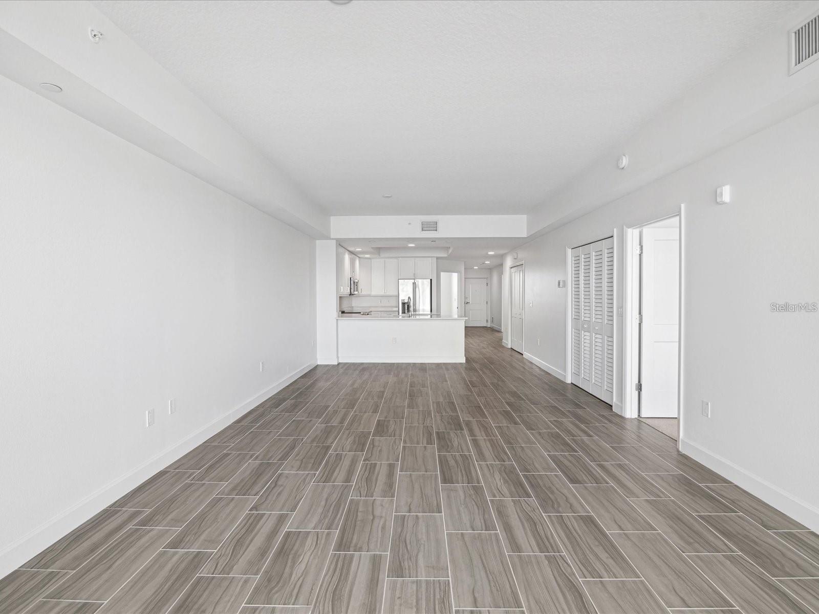 125 Island Unit 304, Clearwater Beach, FL 33767