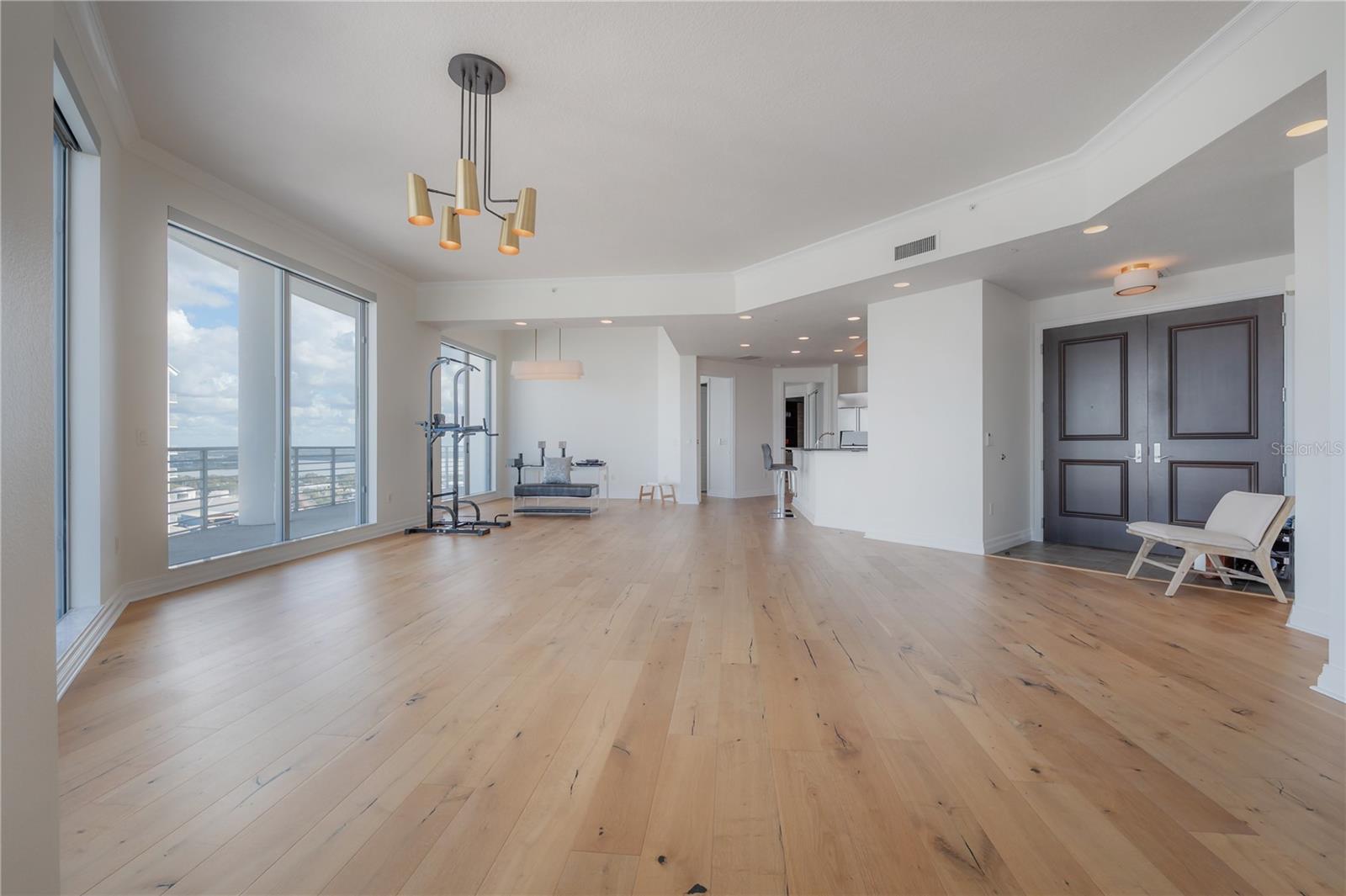 449 12th Unit 2701, Tampa, FL 33602