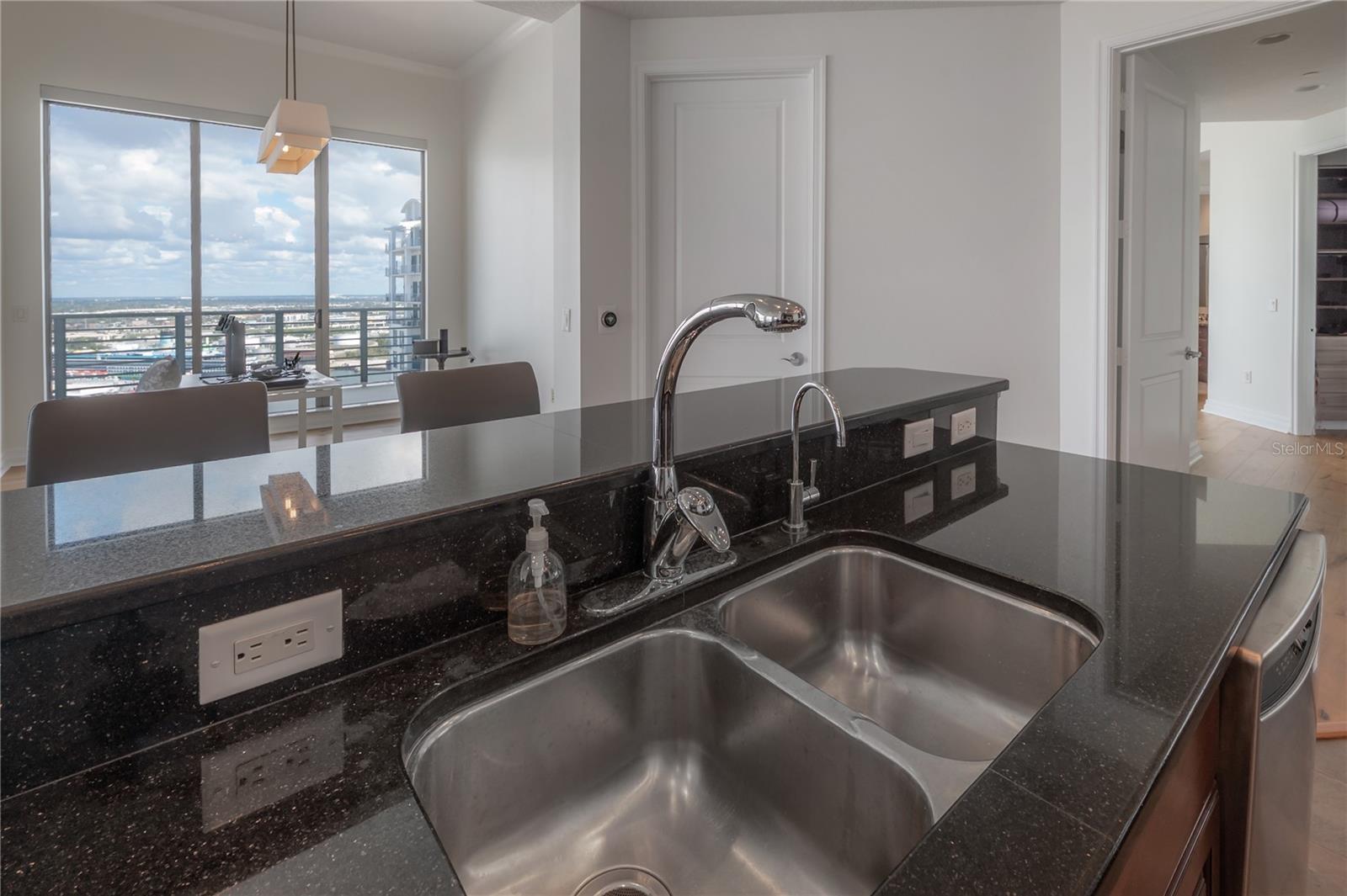 449 12th Unit 2701, Tampa, FL 33602