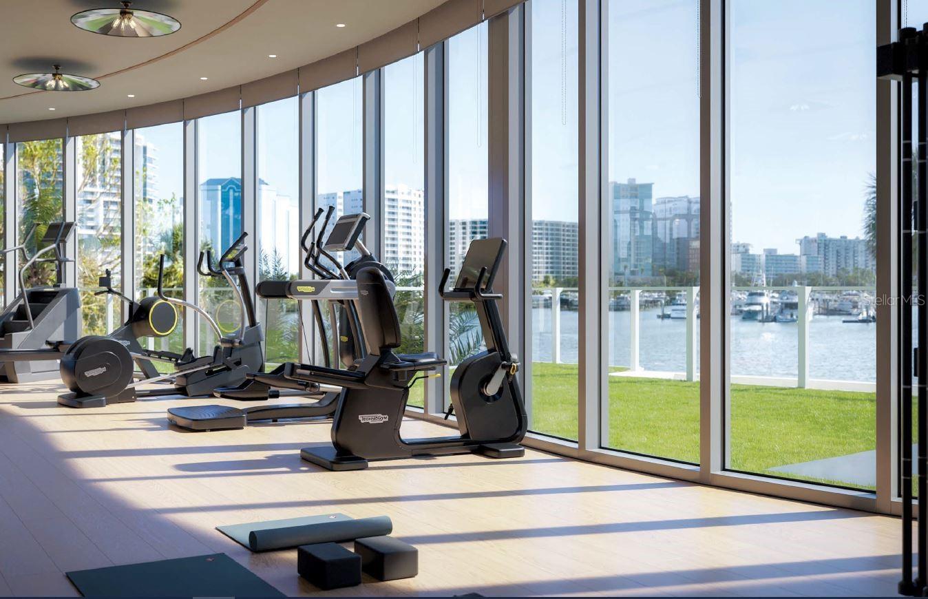 550 Golden Gate Point Unit 404, Sarasota, FL 34236