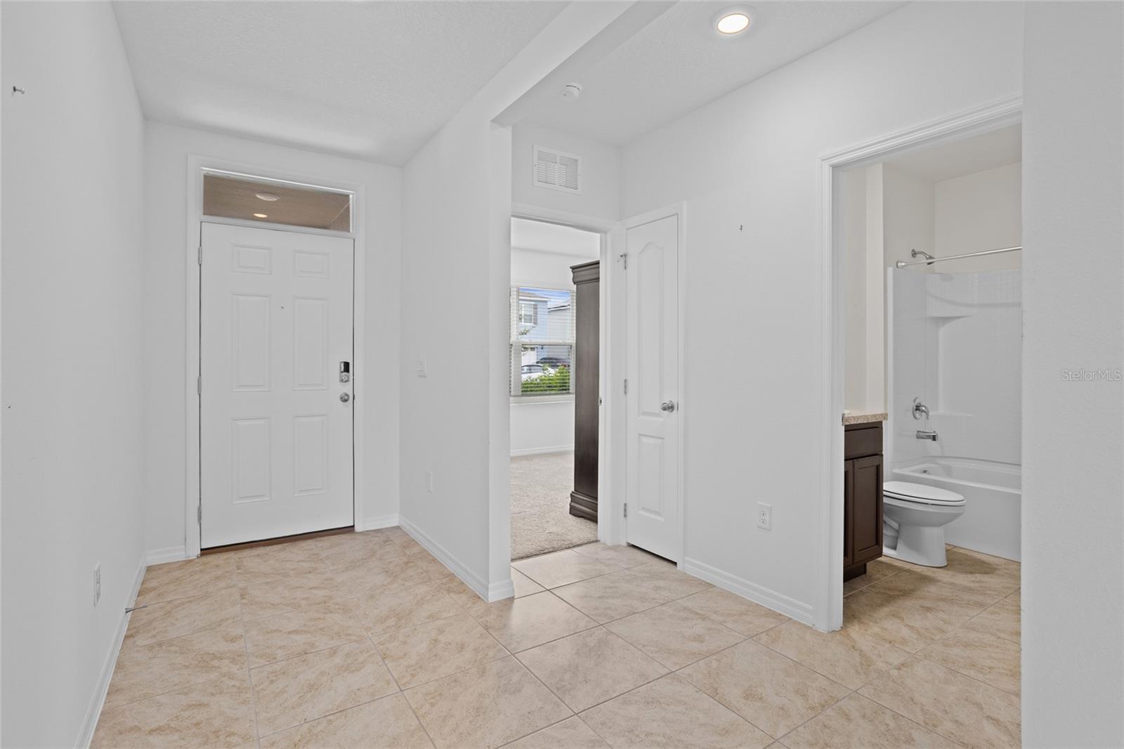 2143 Kalin, Tavares, FL 32778
