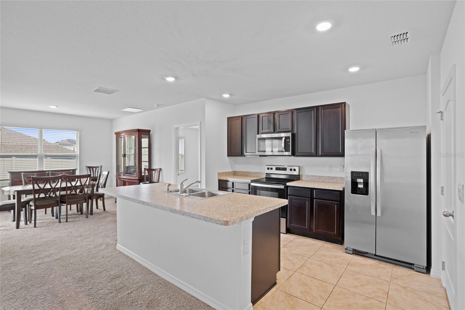 2143 Kalin, Tavares, FL 32778