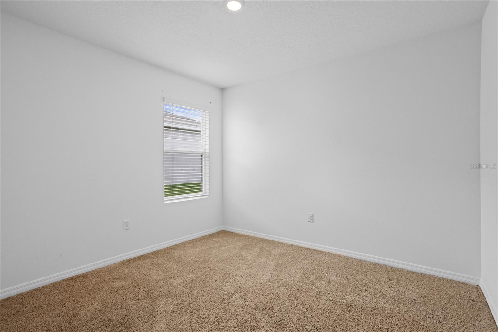 2143 Kalin, Tavares, FL 32778