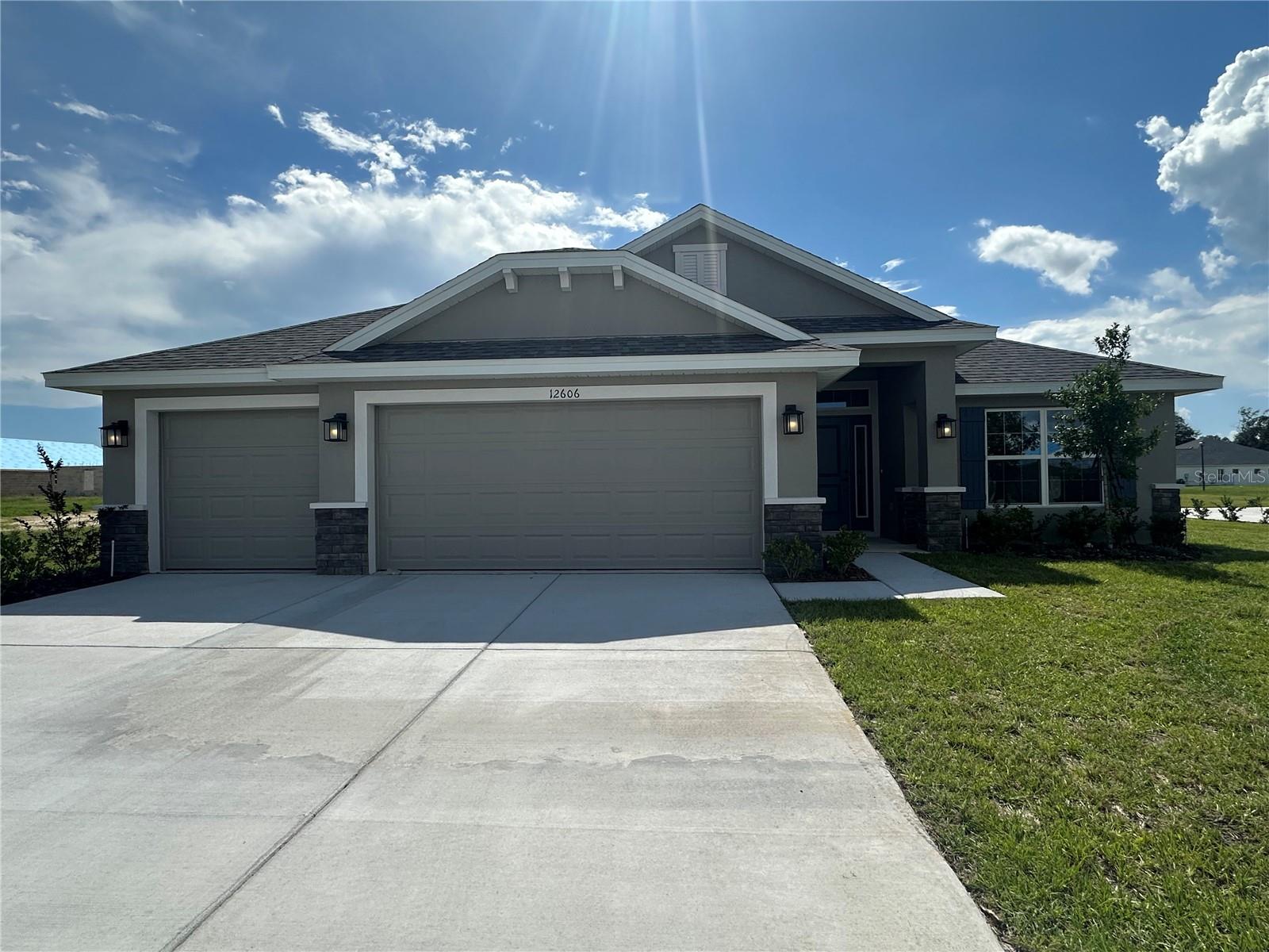 12606 48th, Oxford, FL 34484