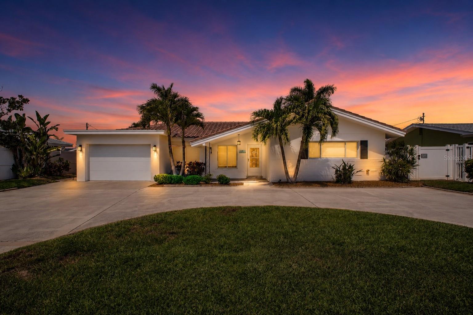 2220 Vina del Mar, St Pete Beach, FL 33706