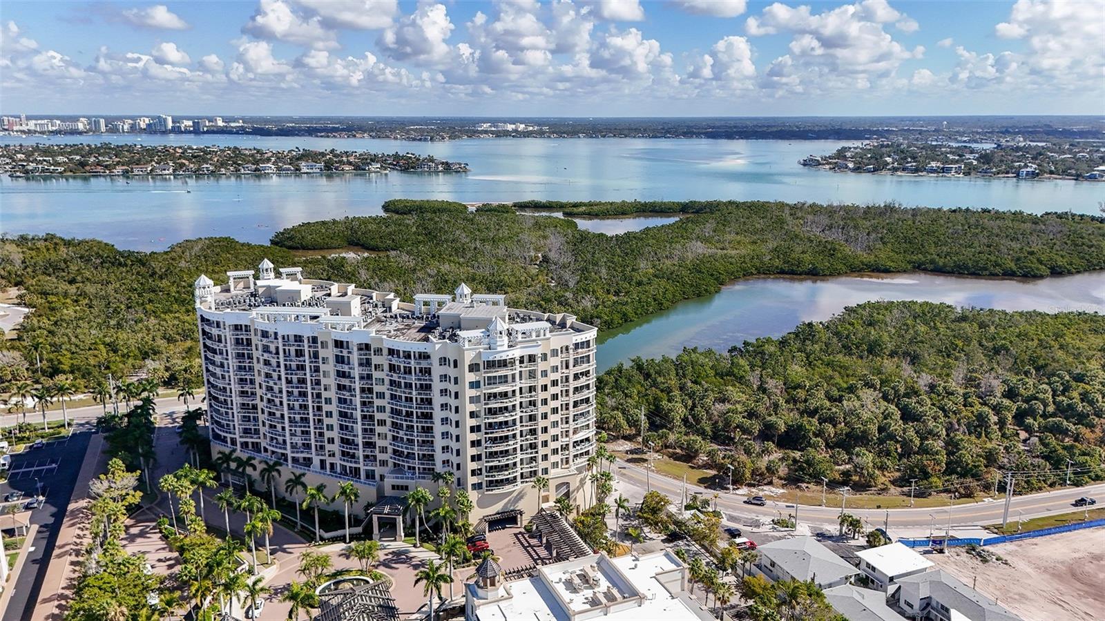 1300 Benjamin Franklin Unit 809, Sarasota, FL 34236