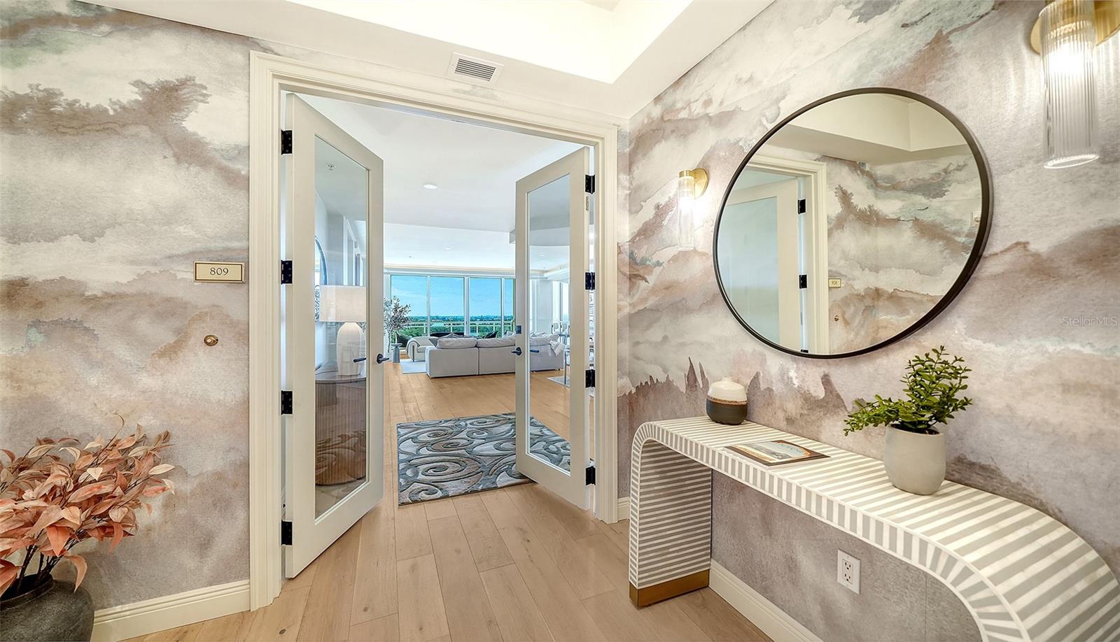 1300 Benjamin Franklin Unit 809, Sarasota, FL 34236