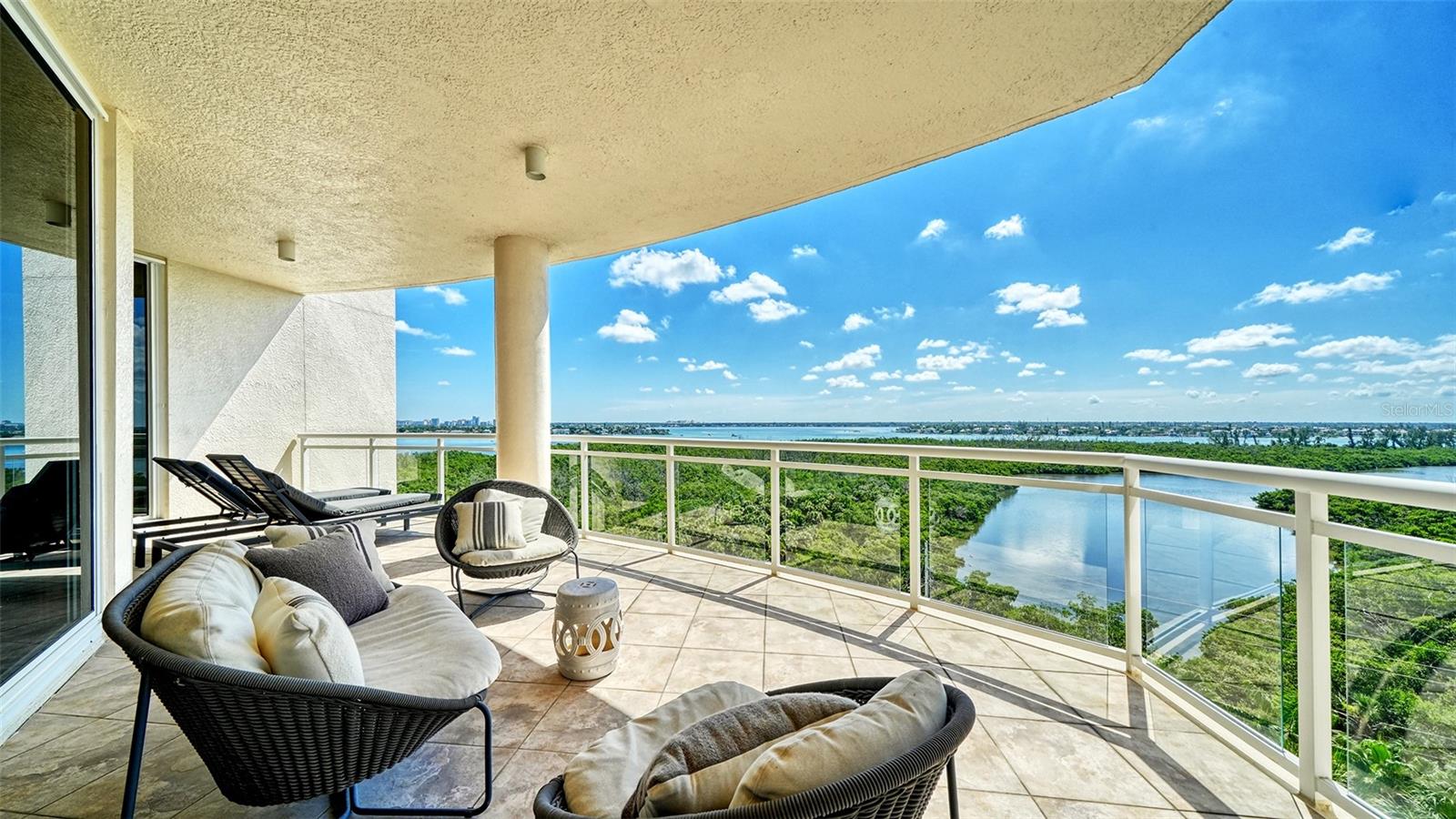 1300 Benjamin Franklin Unit 809, Sarasota, FL 34236