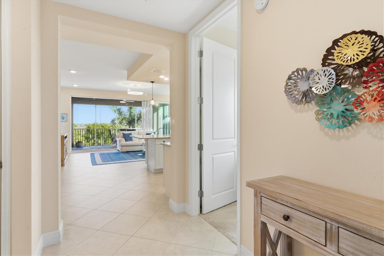 395 Aruba Unit 303, Bradenton, FL 34209