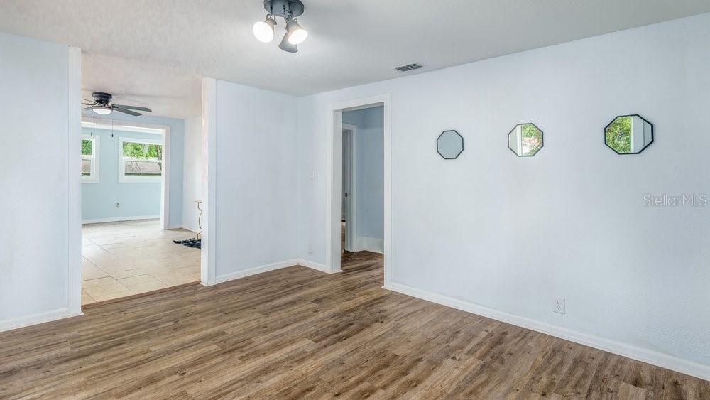 912 Carolina Ave, Deland, FL 32724