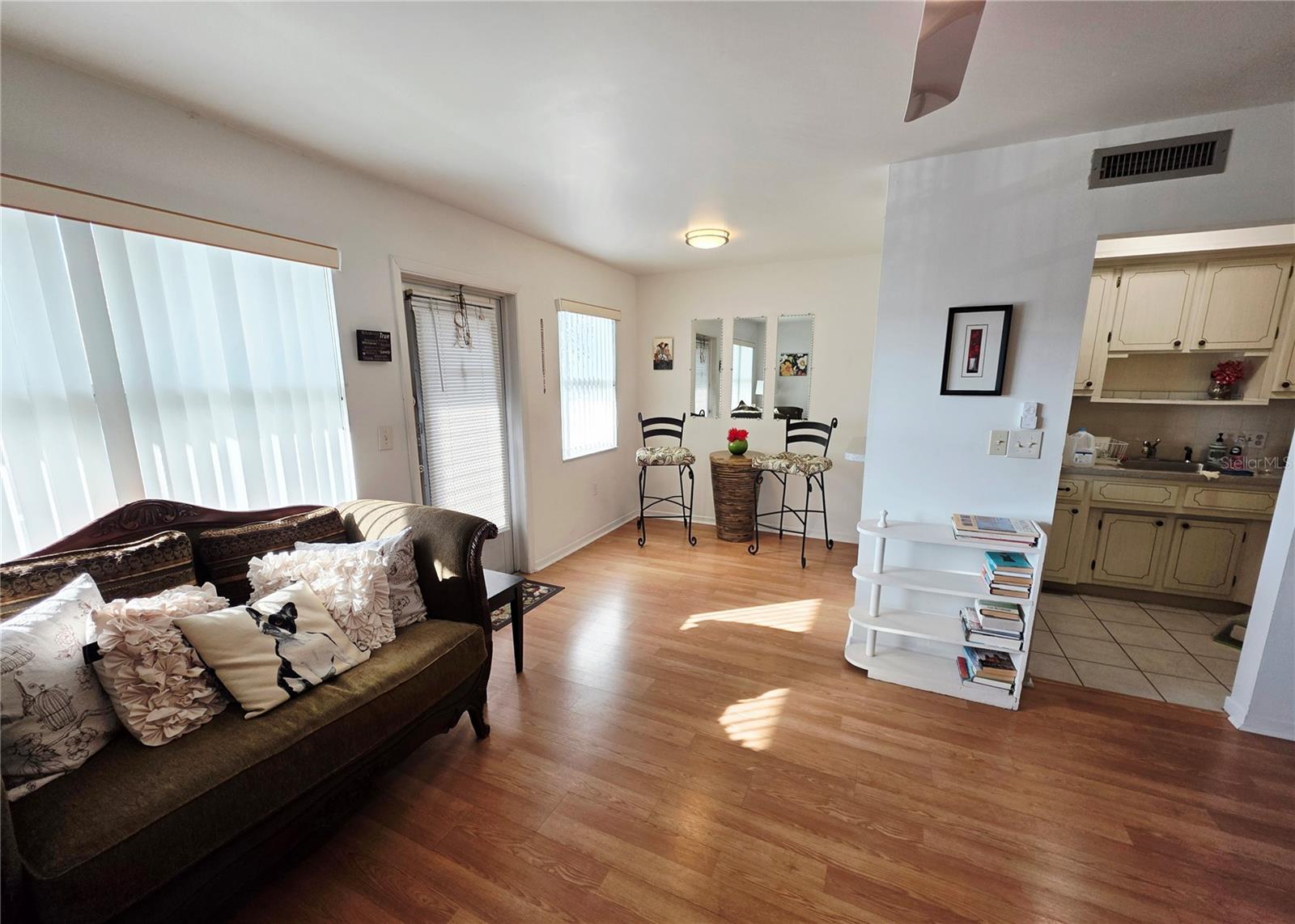 5945 21st Unit 18, St Petersburg, FL 33714