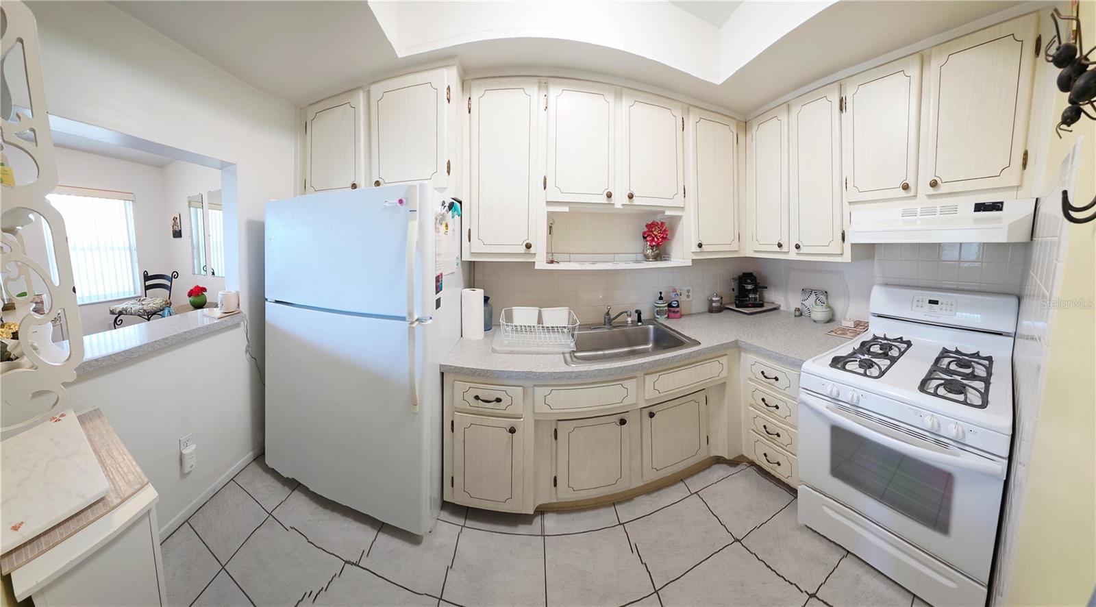 5945 21st Unit 18, St Petersburg, FL 33714
