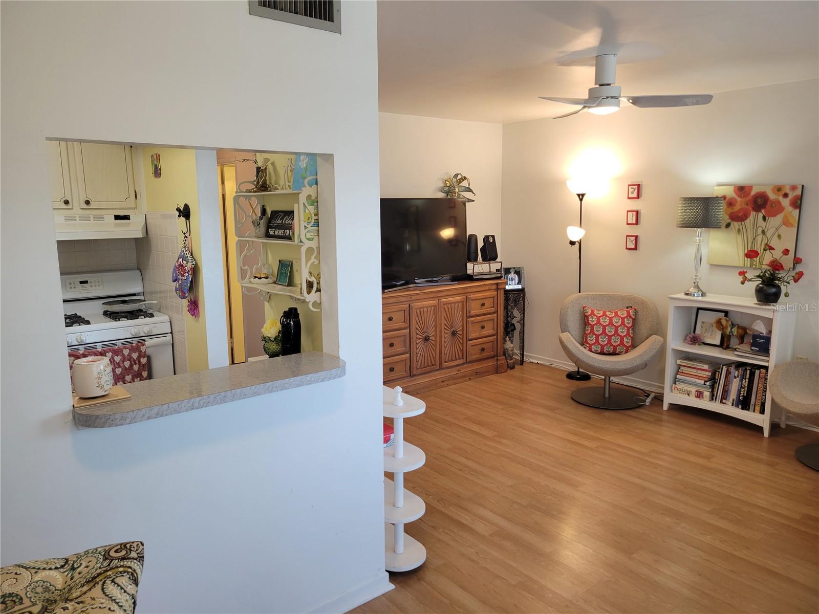 5945 21st Unit 18, St Petersburg, FL 33714