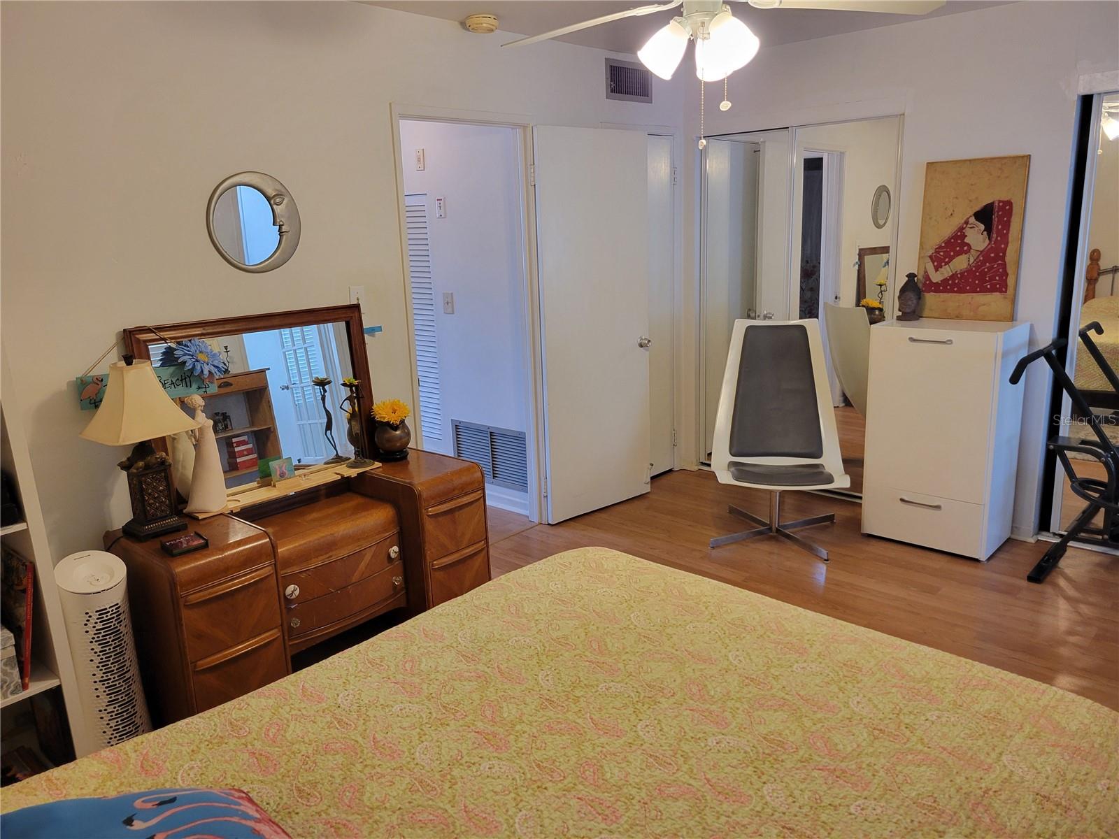 5945 21st Unit 18, St Petersburg, FL 33714
