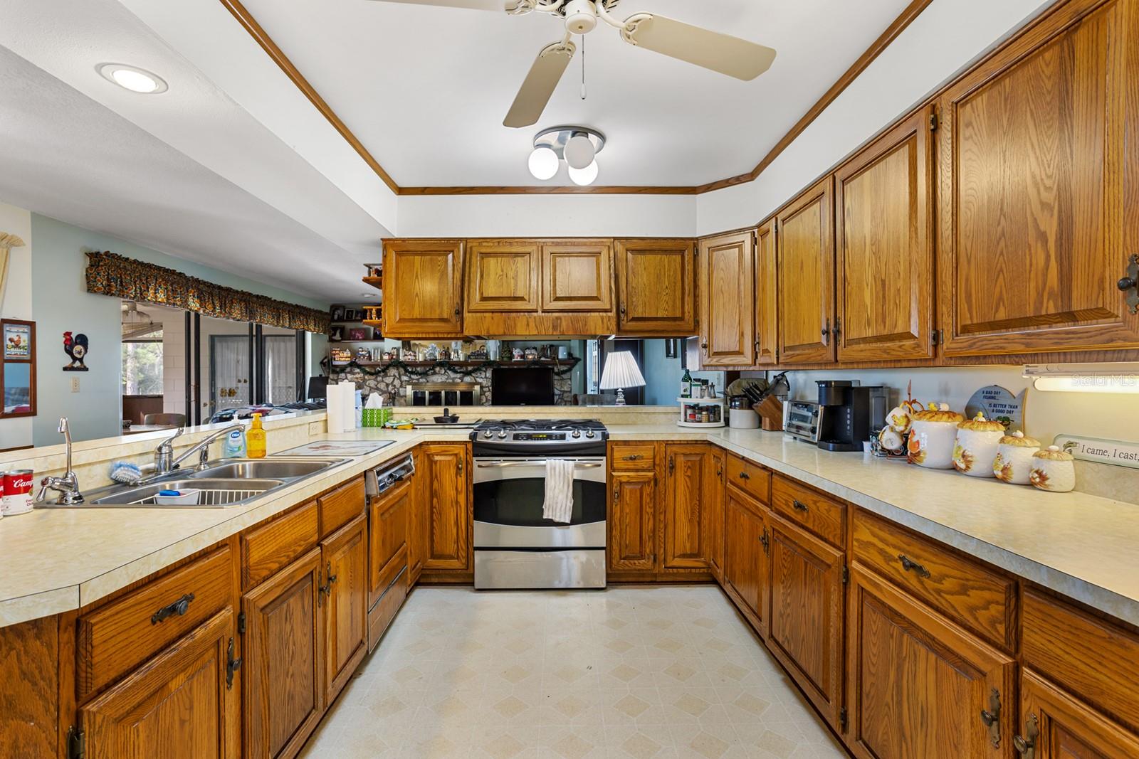 8822 Winter Garden Vineland, Orlando, FL 32836