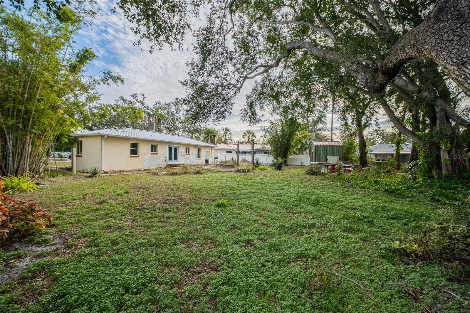 6213 Sanders, Tampa, FL 33611