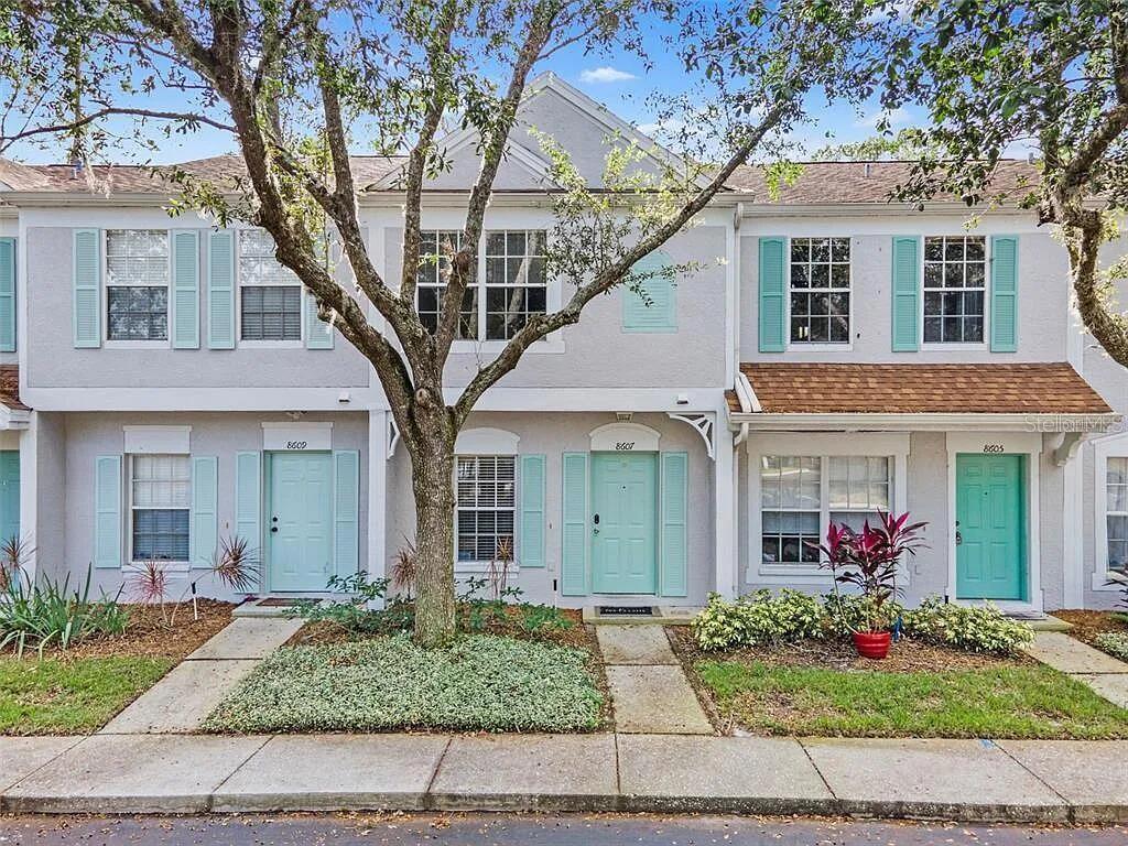 8674 Hunters Key, Tampa, FL 33647
