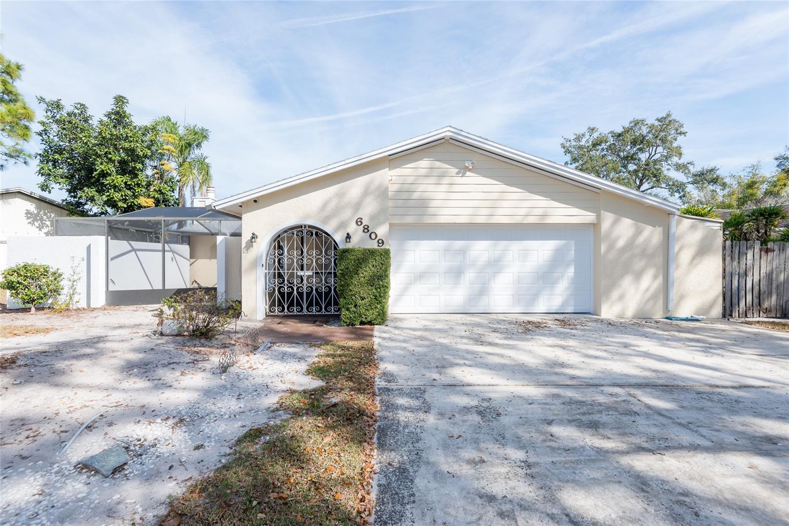 6809 Twelve Oaks, Tampa, FL 33634