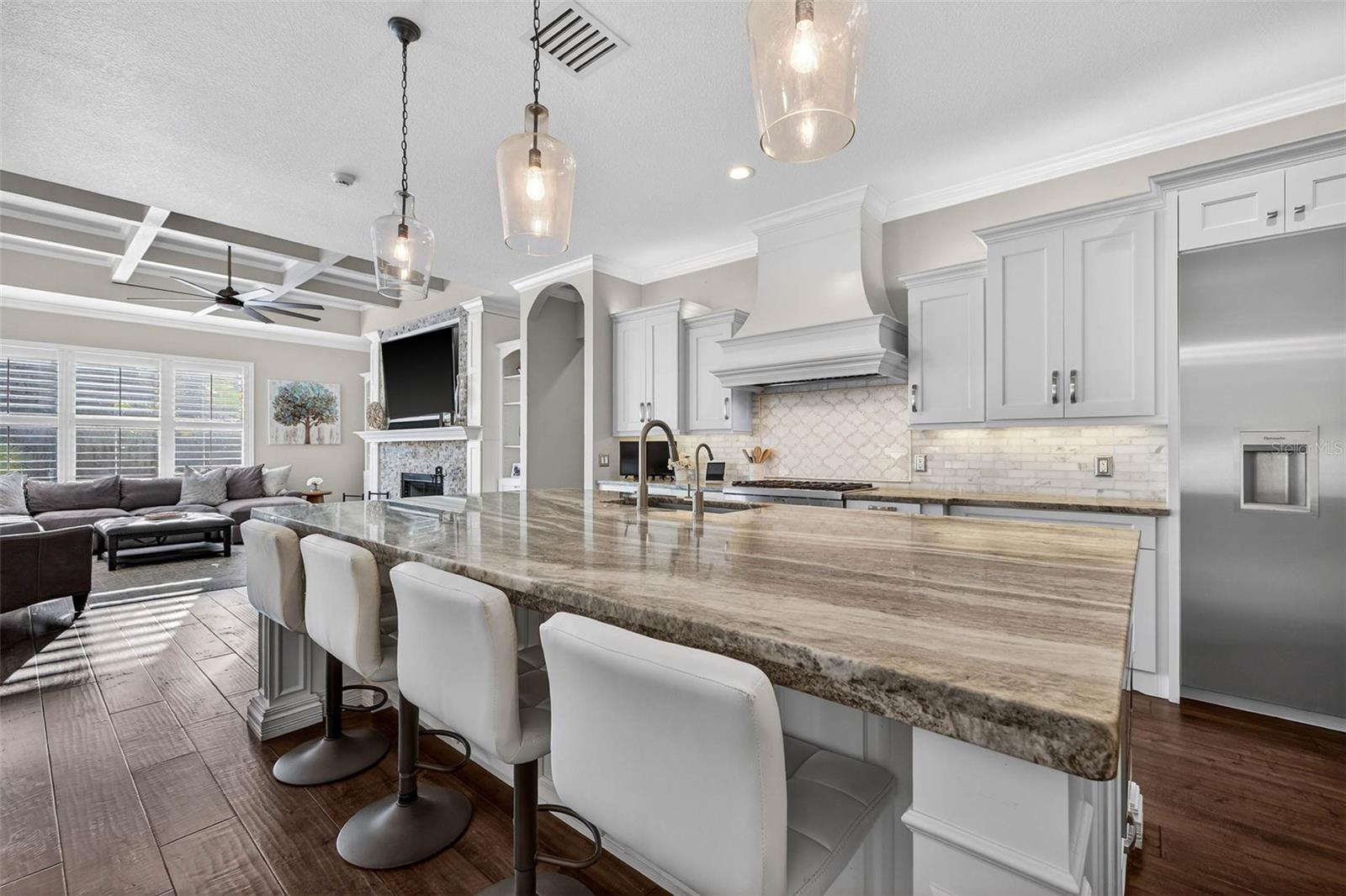 1581 Alexander, Belleair, FL 33756