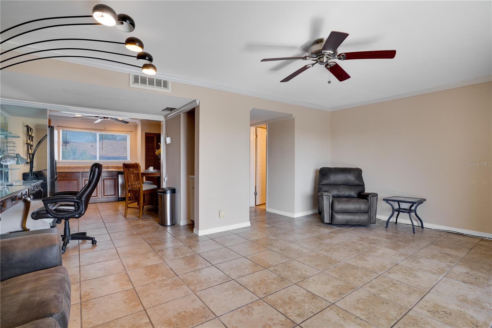 6315 Newtown Unit 15b3, Tampa, FL 33615